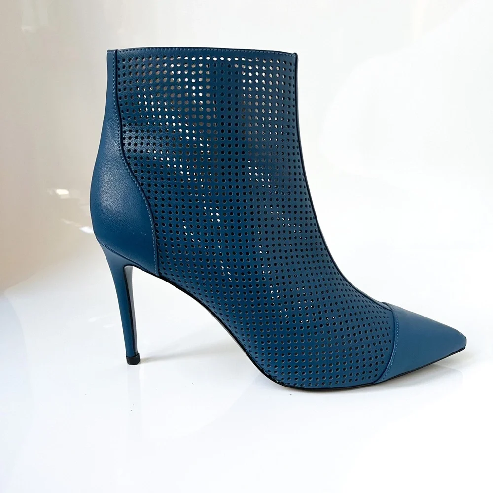 $599 Loriblu Perforated Blue Leather Ankle Boots Booties High Heel Pointy Toe 40